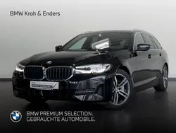 Schwarz Gebraucht 2022 BMW 530 M Sport Kombi | 38.488 € (Fairer Preis)