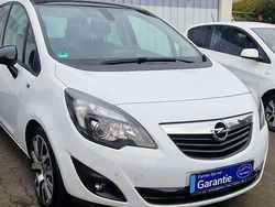 Weiss Gebraucht 2013 Opel Meriva Color Edition Van / Kleinbus | 4.950 € (Guter Preis)