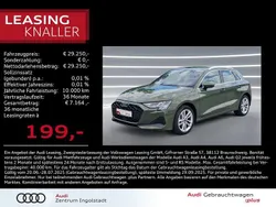 Distriktgrün metallic Gebraucht 2024 Audi A3 Sportback Ambiente Limousine | 29.250 € (Guter Preis)