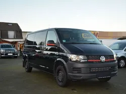 Schwarz Gebraucht 2017 VW T6 Van | 14.990 €
