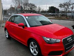 Rot Gebraucht 2011 Audi A1 Kleinwagen | 8.750 € (Etwas zu teuer)