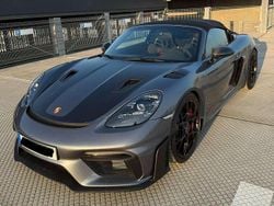 Grau Gebraucht 2024 Porsche 718 Spyder Cabrio | 149.900 €