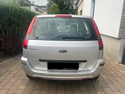 Grau Gebraucht 2004 Ford Fusion Kleinwagen | 2.700 € (Fairer Preis)
