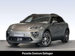 Aventuringrünmetallic Neu 2025 Porsche Macan SUV | 96.419 € (Guter Preis)