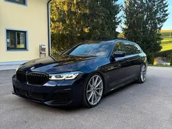 Blau Gebraucht 2021 BMW 530 Kombi | 44.900 €