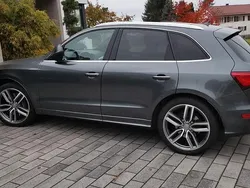 Grau Gebraucht 2016 Audi SQ5 Competition SUV | 22.990 € (Fairer Preis)
