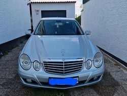 Silber Gebraucht 2007 Mercedes E200 Classic Limousine | 6.500 € (Fairer Preis)