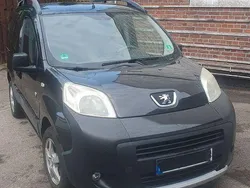 Schwarz Gebraucht 2010 Peugeot Bipper Outdoor Van / Kleinbus | 4.900 € (Fairer Preis)