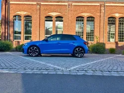 Blau Gebraucht 2019 Audi A1 Sportback S-Line Kleinwagen | 16.900 € (Superpreis)