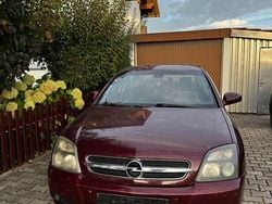 Rot Gebraucht 2005 Opel Vectra Limousine | 1.099 € (Superpreis)