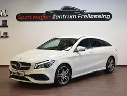 Weiß Gebraucht 2017 Mercedes CLA200 Shooting Brake AMG line Kombi | 18.990 € (Fairer Preis)