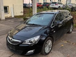 Schwarz Gebraucht 2011 Opel Astra Sport Limousine | 3.300 €