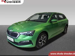 Rallyegrün metallic met. Gebraucht 2020 Skoda Scala Drive Kleinwagen | 21.490 € (Fairer Preis)