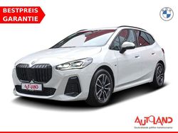 Weiß Gebraucht 2023 BMW 218 Active Tourer M Sport Van / Kleinbus | 28.990 € (Fairer Preis)