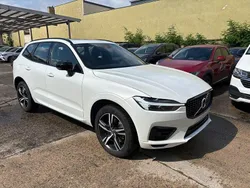 Weiß Gebraucht 2021 Volvo XC60 R-Design SUV | 35.490 €