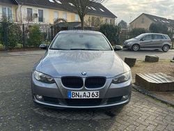 Grau Gebraucht 2008 BMW 320 Coupé | 6.750 € (Guter Preis)