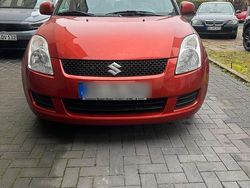 Rot Gebraucht 2009 Suzuki Swift Comfort Kleinwagen | 2.399 € (Guter Preis)