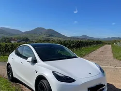 Weiß Gebraucht 2022 Tesla Model Y Long Range SUV | 36.000 € (Fairer Preis)