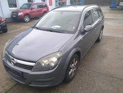 Grau Gebraucht 2005 Opel Astra Kombi | 1.000 € (Fairer Preis)