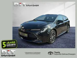 Mysticschwarz mica Gebraucht 2021 Toyota Corolla Team Kombi | 20.990 € (Guter Preis)