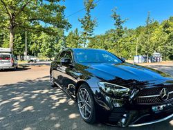 Schwarz Gebraucht 2023 Mercedes E220 AMG line Kombi | 34.899 € (Fairer Preis)
