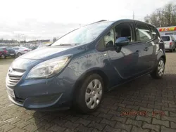 Nacht blau met Gebraucht 2016 Opel Meriva Edition Van / Kleinbus | 8.600 € (Etwas zu teuer)