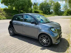 Grau Gebraucht 2017 Smart ForFour Brabus Limousine | 14.990 € (Fairer Preis)