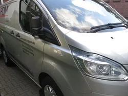 Silber Gebraucht 2015 Ford Transit Custom Van / Kleinbus | 8.600 €