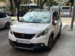 Weiß Gebraucht 2018 Peugeot 2008 Allure SUV | 9.500 € (Fairer Preis)