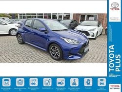 Nachtblau mica metallic Gebraucht 2022 Toyota Yaris Hybrid Team Kleinwagen | 18.990 € (Fairer Preis)