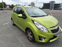 Grün Gebraucht 2012 Chevrolet Spark LT Kleinwagen | 3.200 € (Fairer Preis)