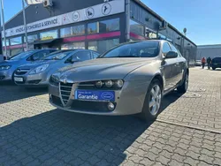 Grau Gebraucht 2006 Alfa Romeo 159 Distinctive Limousine | 3.999 € (Fairer Preis)