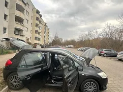 Schwarz Gebraucht 2008 Toyota Auris Kleinwagen | 5.500 € (Etwas zu teuer)