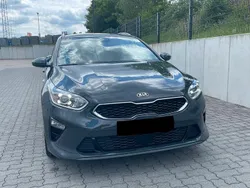 Grau Gebraucht 2020 Kia Ceed Sportswagon 4 Kombi | 14.700 € (Fairer Preis)