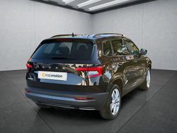 Schwarz Gebraucht 2022 Skoda Karoq SUV | 25.699 € (Etwas zu teuer)