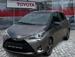 Schwarz Gebraucht 2020 Toyota Yaris Style Limousine | 12.990 € (Superpreis)