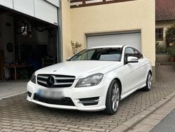 Weiß Gebraucht 2014 Mercedes C220 AMG line Coupé | 12.990 € (Guter Preis)