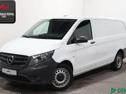Weiß Gebraucht 2019 Mercedes Vito Van / Kleinbus | 22.800 € (Guter Preis)