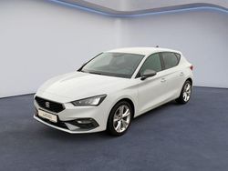"nevada" weiss Gebraucht 2025 Seat Leon FR Limousine | 27.490 € (Fairer Preis)