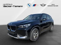 Schwarz Neu 2025 BMW X1 Exclusive SUV | 40.500 € (Guter Preis)
