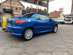 Blau Gebraucht 2005 Peugeot 206 CC Cabrio | 1.850 € (Fairer Preis)