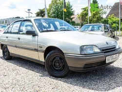 Beige Gebraucht 1988 Opel Omega Limousine | 4.990 €