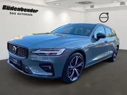 Grau Gebraucht 2023 Volvo V60 Plus Kombi | 41.780 € (Etwas zu teuer)