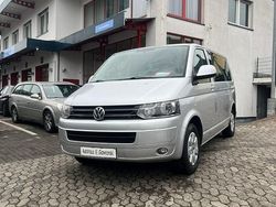 Silber Gebraucht 2010 VW Caravelle Van / Kleinbus | 16.950 € (Fairer Preis)
