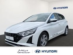 Weiss Gebraucht 2025 Hyundai i20 Select Kleinwagen | 19.990 € (Fairer Preis)