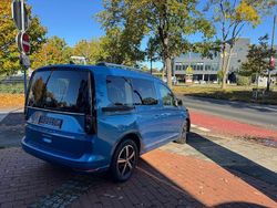 Blau Gebraucht 2022 VW Caddy Style Van / Kleinbus | 29.900 € (Fairer Preis)