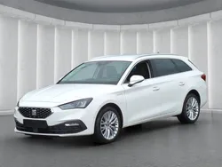 Weiss Gebraucht 2021 Seat Leon ST XCELLENCE Kombi | 21.849 € (Fairer Preis)