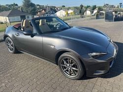 Grau Gebraucht 2018 Mazda MX5 Cabrio | 17.800 € (Fairer Preis)