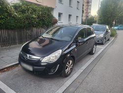Schwarz Gebraucht 2011 Opel Corsa Limousine | 2.950 € (Fairer Preis)
