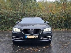 Schwarz Gebraucht 2015 BMW 750 Performance Limousine | 18.000 € (Guter Preis)